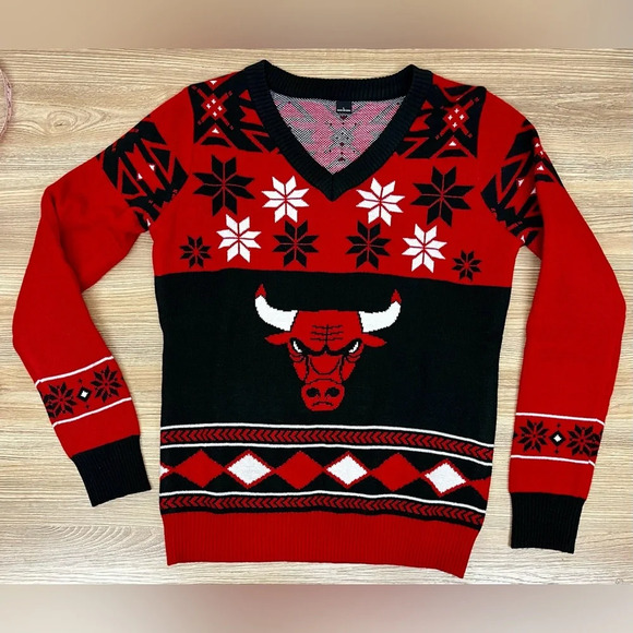 Chicago Bulls Ugly V Neck Sweater NWOT - Size L - Picture 1 of 5